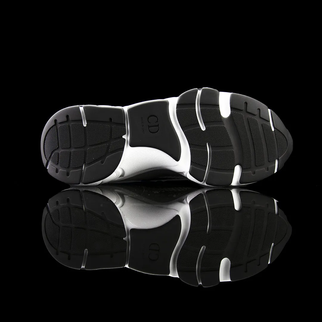 B22 Crocodile Sneakers