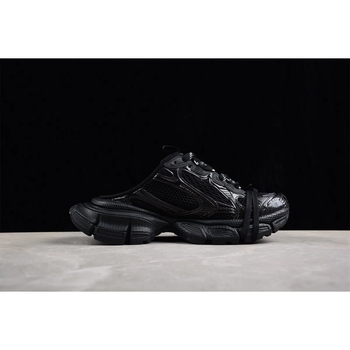 BALENCIAGA 3XL MULE x ALL BLACK