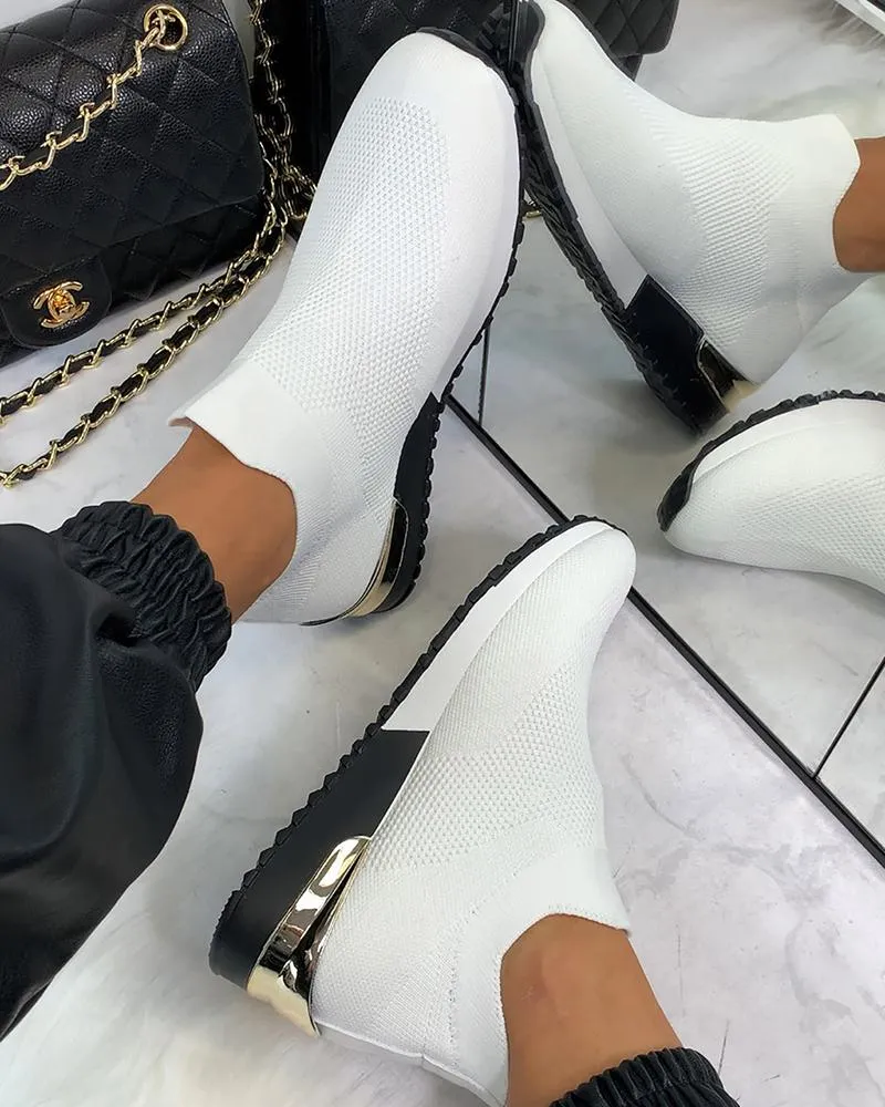 Comely Elastic Slip-on Flat Shoes
