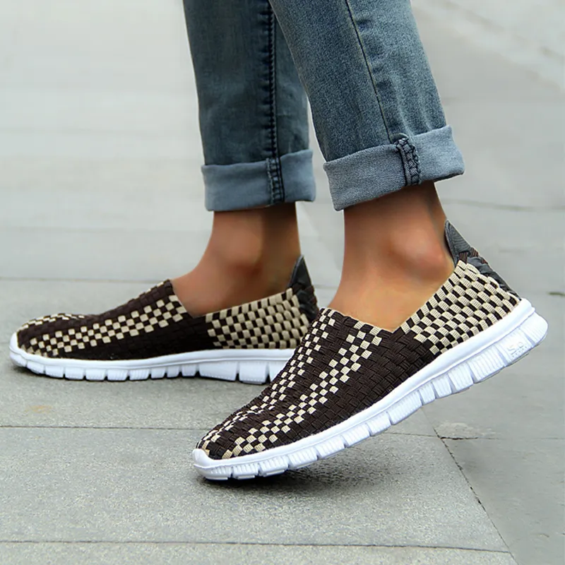Trend Soft Breathable Casual Shoes Mesh Woven Flat Nurse Walking Sneakers Knit Slip on Loafer Shoes